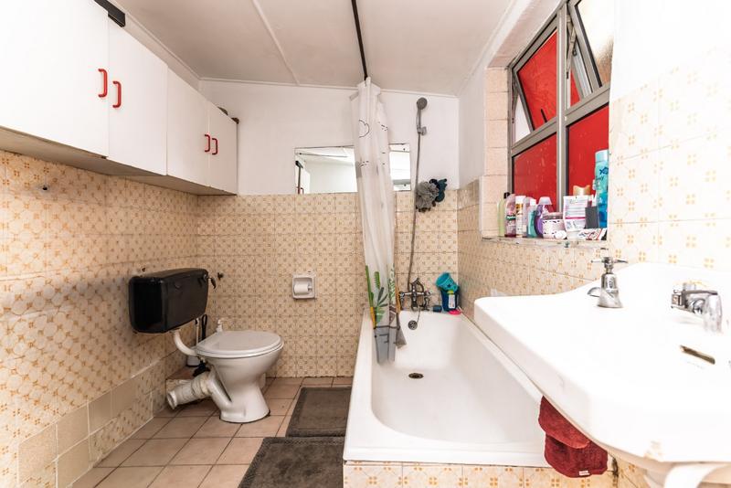 2 Bedroom Property for Sale in Observatory Western Cape